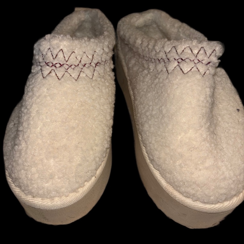 Charlotte Russe- Cozy White Slippers with Embroidered Detail